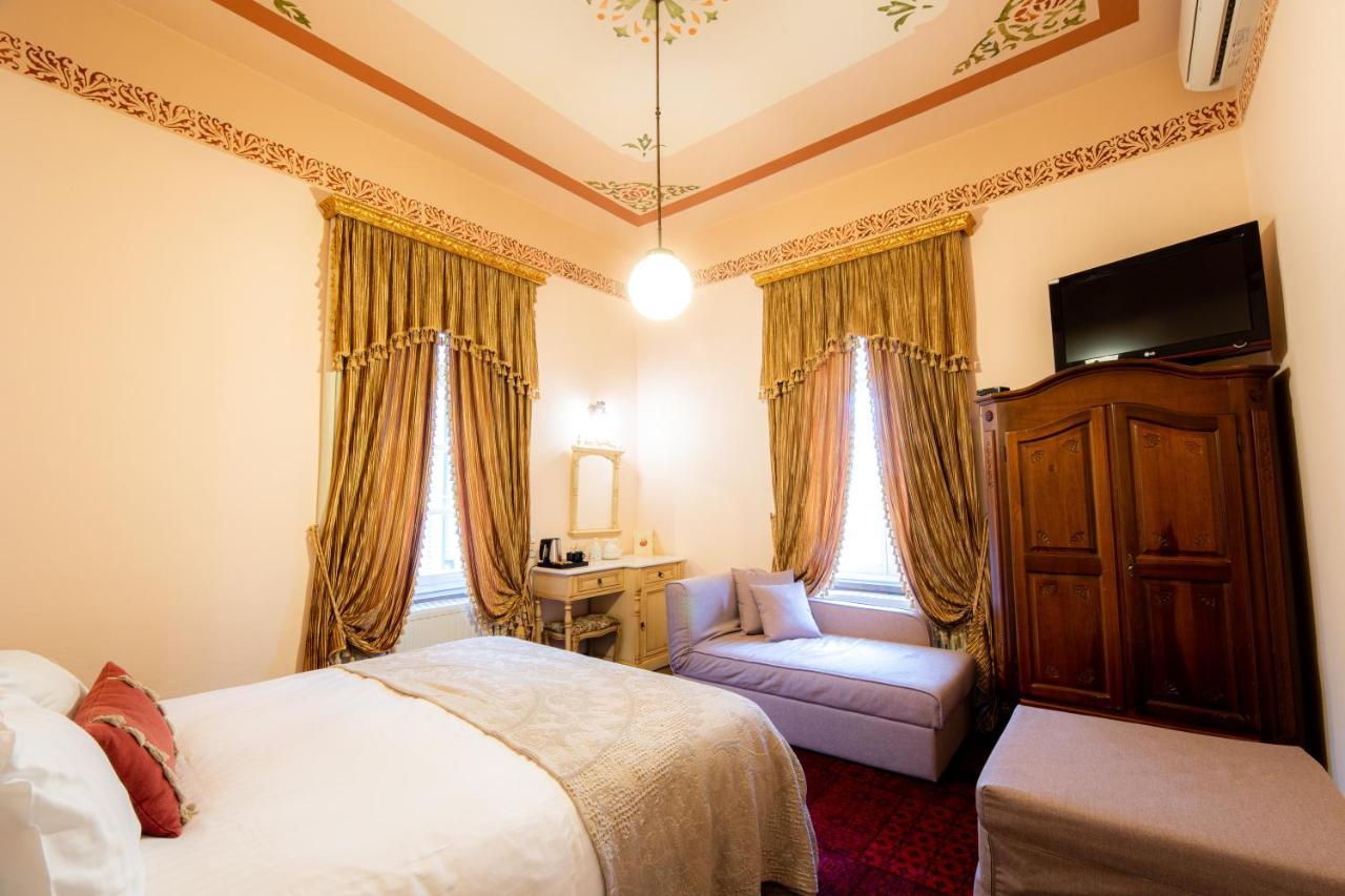 Archontiko Naoumidi Hotel Portaria  Bagian luar foto