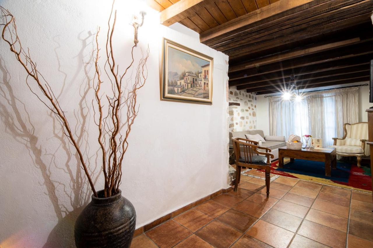 Archontiko Naoumidi Hotel Portaria  Bagian luar foto